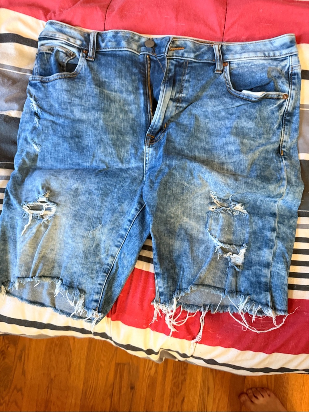 American Eagle Men’s 36 Jean Shorts Size Extreme Stretch Dark Blue